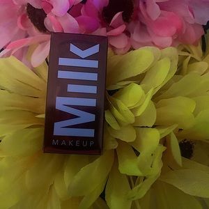 “MILK” makeup lip + cheek oil